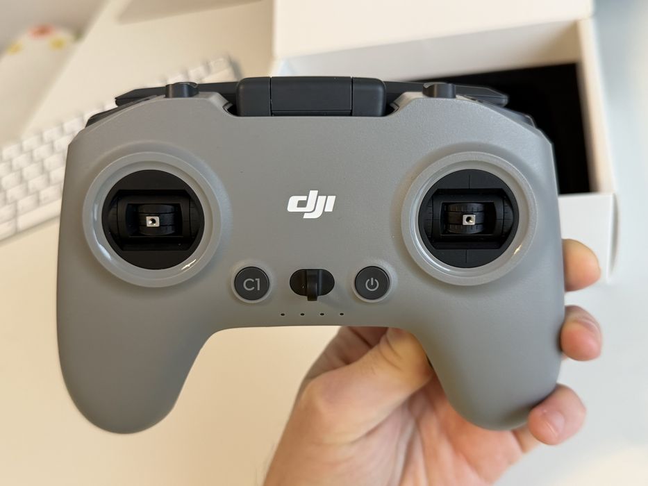DJI FPV Remote Controller 2 (practycznie nowy)