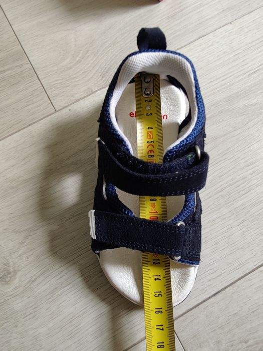 Buty Sandały nowe rzepy r. 25 (elefanten)