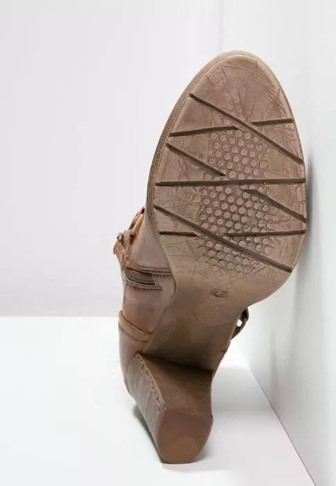 КОЖАННЫЕ ботинки, ботильоны женские Италия полусапожки р39