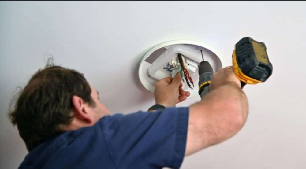 Електрик Львів | Терміновий виклик майстра