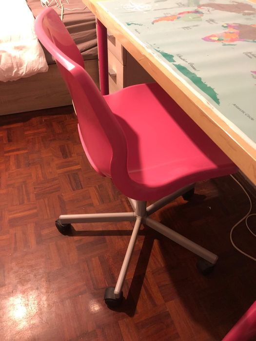 Secretaria + cadeira IKEA