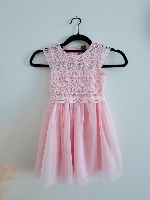 Sukienka na dziewczynke 104