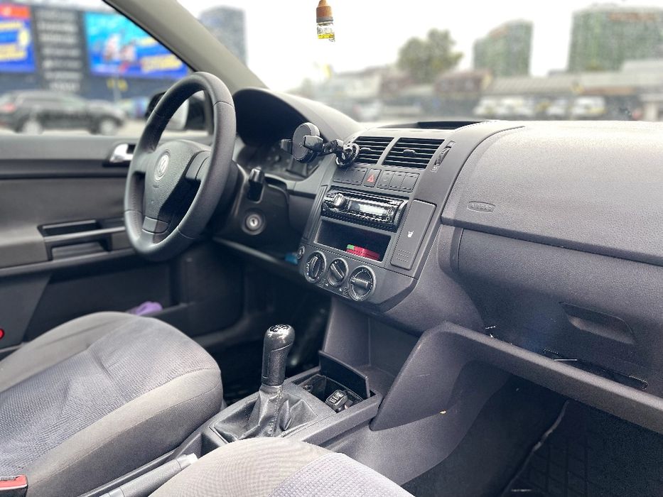 Volkswagen Polo 9N3