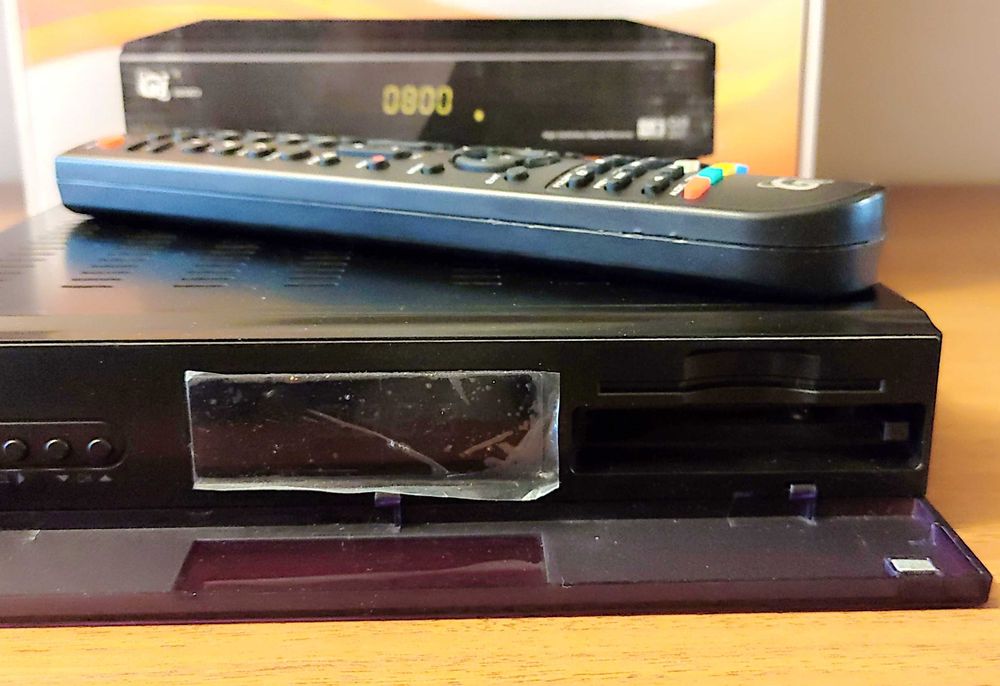 Тюнер Спутниковый GI S-2038 + IPTV, есть слот CI для модулей