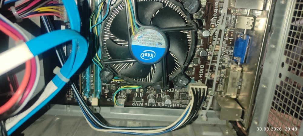 Компютер asus,монітор samsung
