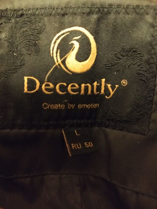 Женский пуховик с капюшоном