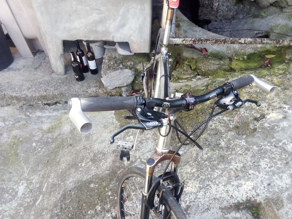 2 bicicletas gemeas