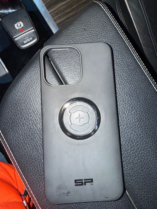 Чехол SP Connect на 15 Pro Max