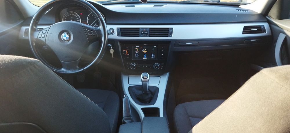 Sprzedam BMW 3  e91  POLIFT