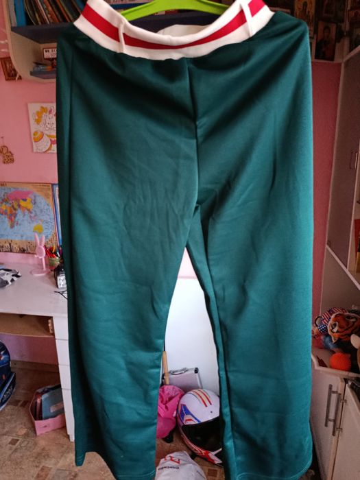 Женский стильный костюм брючный