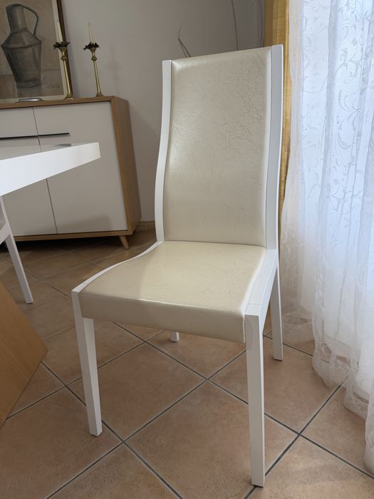Sala de jantar completa