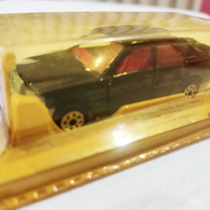 Majorette #231 Mercedes 190 2.3-16 de 1991 preto novo fechado em caixa