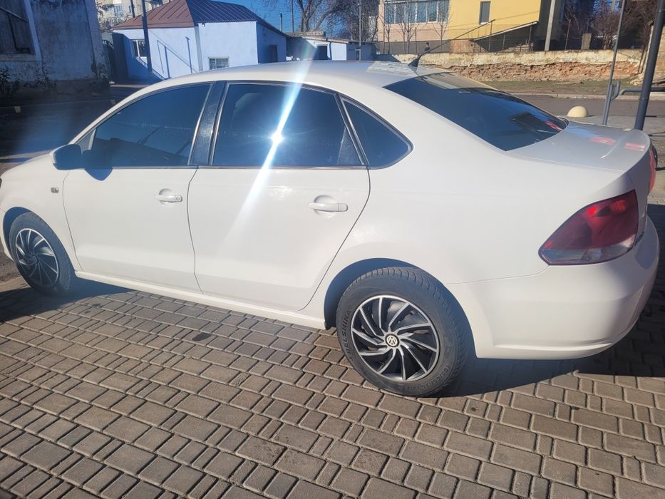 Volkswagen Polo 2013р, 1.6 газ/бензин в доброму стані