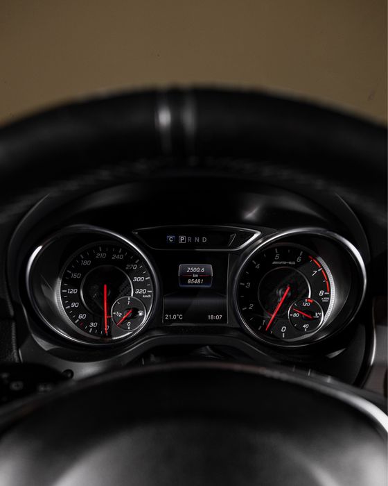 Mercedes Benz CLA A45 AMG Night Edition