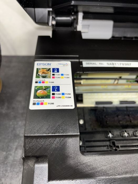 Принтер EPSON Stylus SX435W