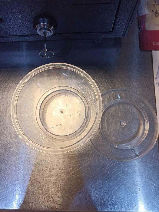 Taças de sobremesa com tampa