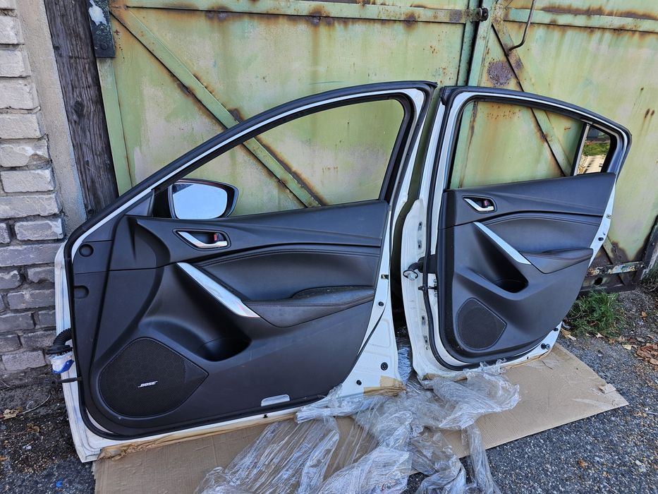 Drzwi prawy Tył przód Mazda 6 III Biała perła