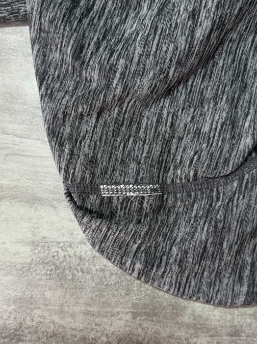 Спортивна кофта худі лонгслів nike running dri-fit з капюшоном сіра s-m