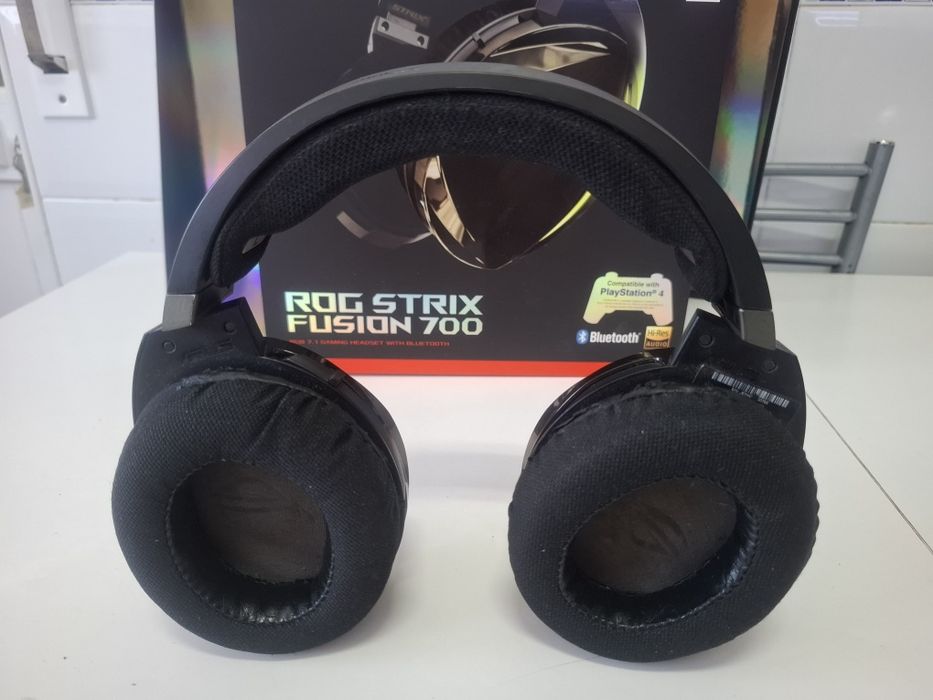 Auscultadores ASUS ROG Strix Fusion 700 –  Como Novos