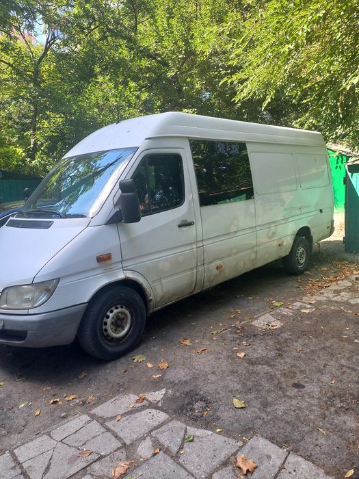 Mercedes Sprinter 313 CDI 8+1.
