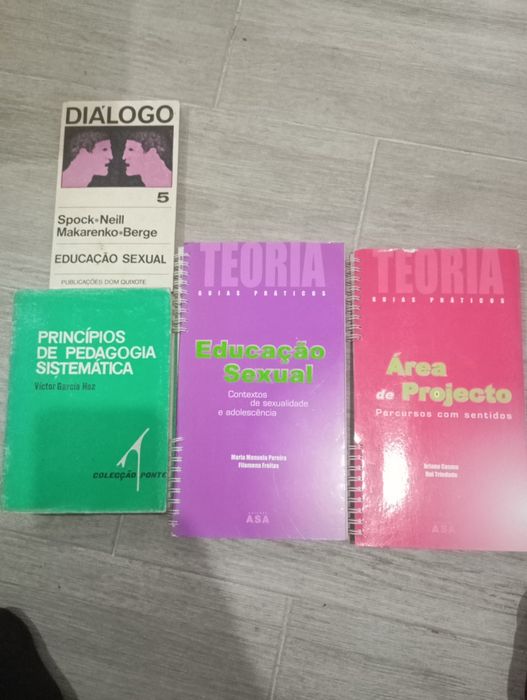 Vendo livros 5€ cada