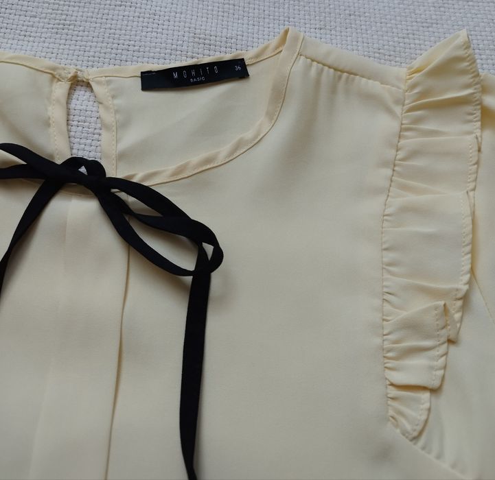 Elegancka bluzka Mohito r. 36