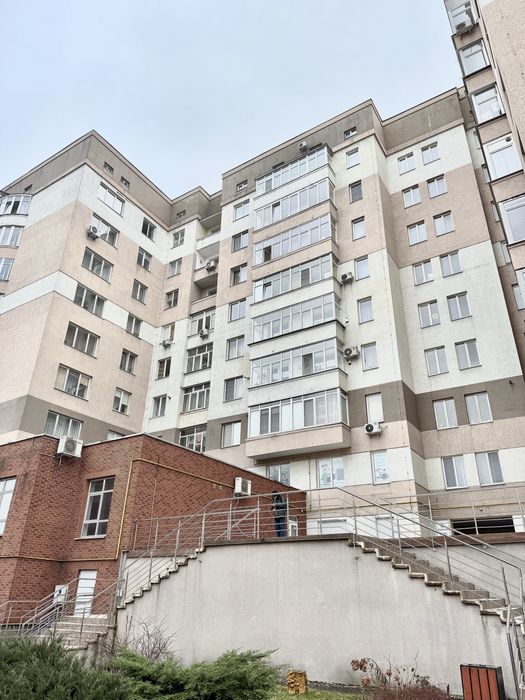 Продаж 3-кім квартири в новобудові на проспекті Чорновола-Інтерсіті