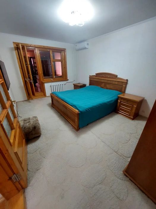 продаю 3 кімнатну квартиру  Центральний район сертифікат