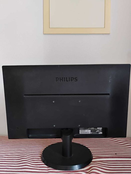 Monitor Philips 223V5LSB 21.5" Full HD – Excelente Estado
