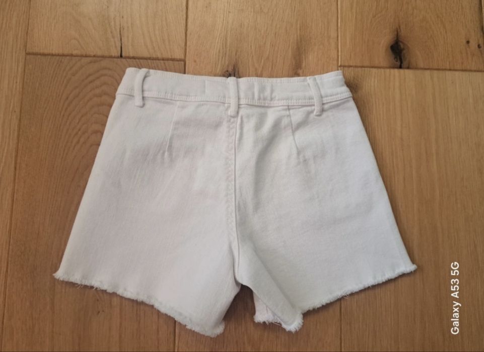 Krótkie spodenki Zara rozm. 110 nowe!