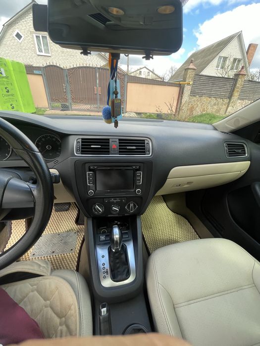 Volkswagen Jetta 2.5 SE 2012