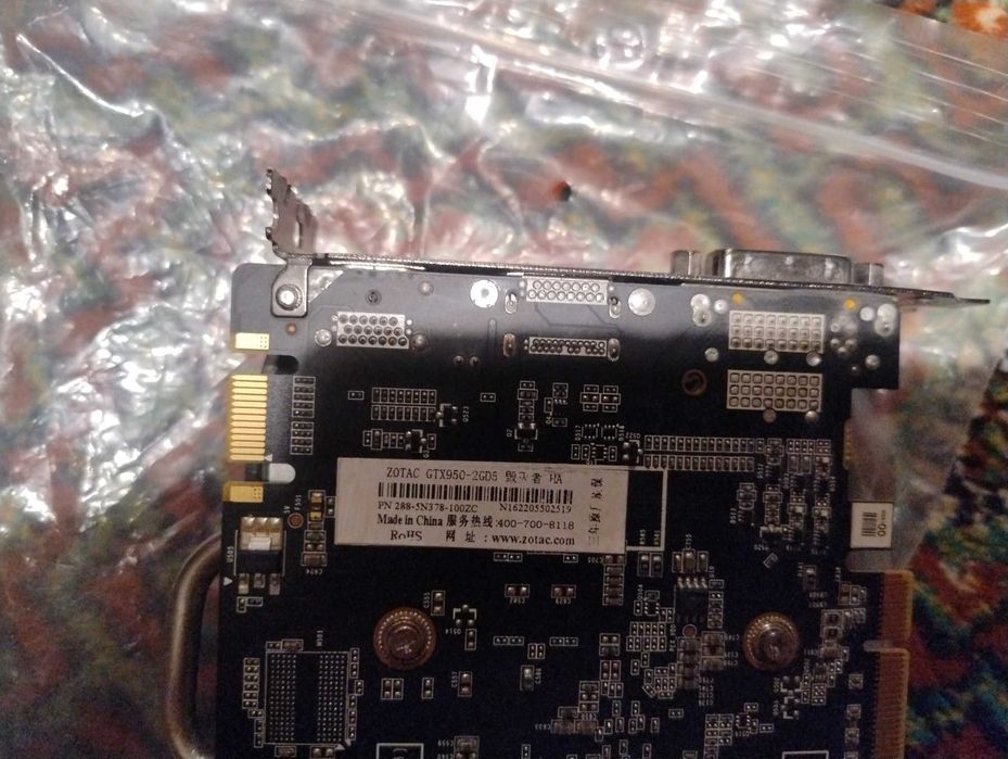 Видеокарта Gt950 2gb
