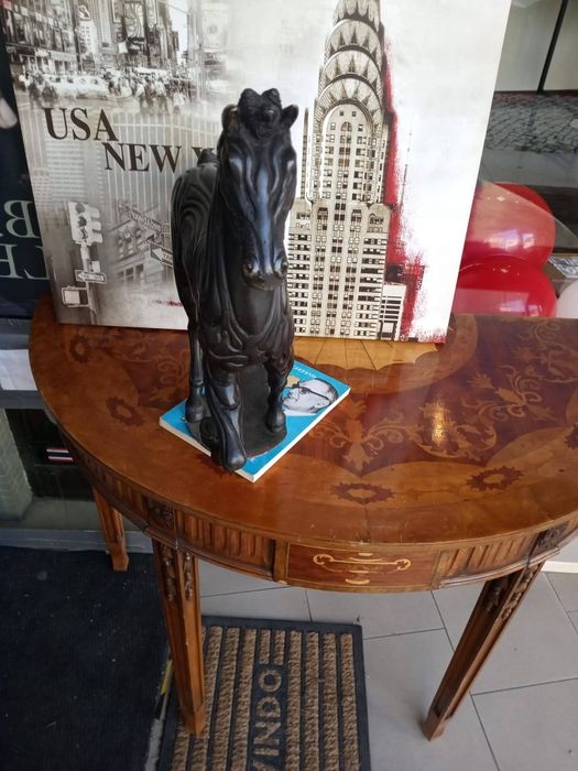 Móveis antigos madeira