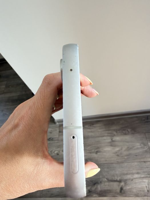 Samsung galaxy s23 fe, wyswietlacz igła, 100% sprawny