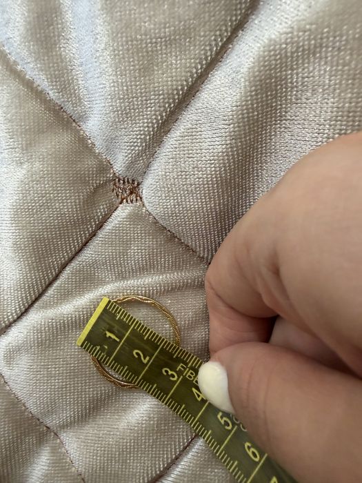 Золотие серьги 750 проба вес 3.01