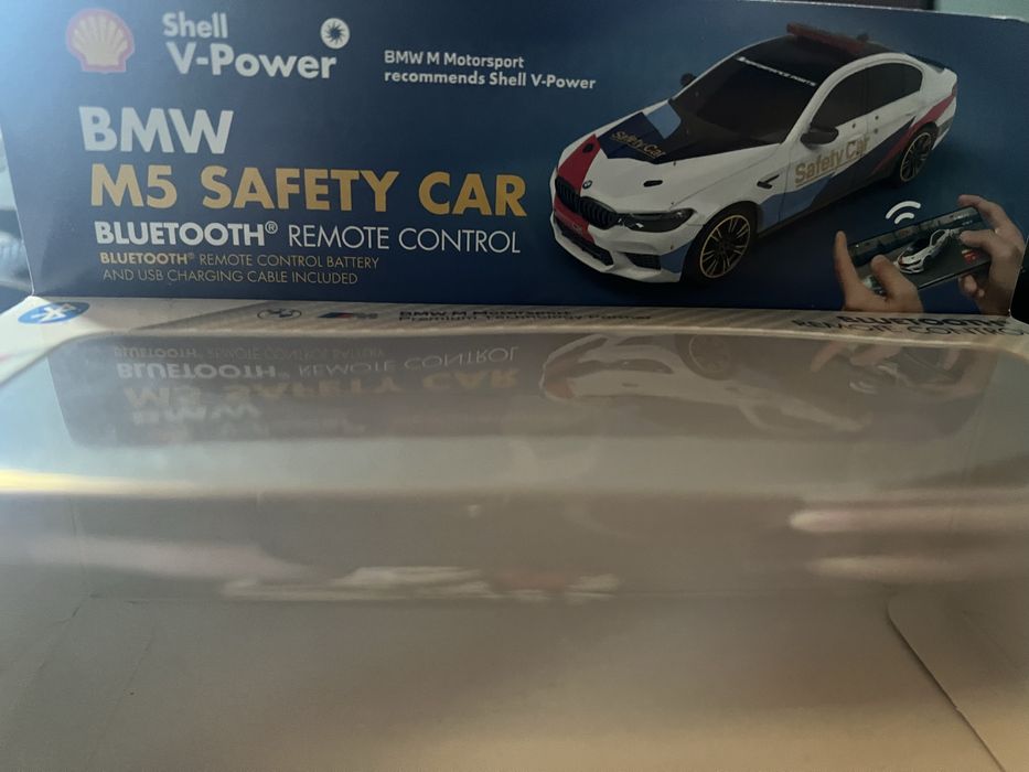 Коллекционная модель BMW M5 Safety car Shell