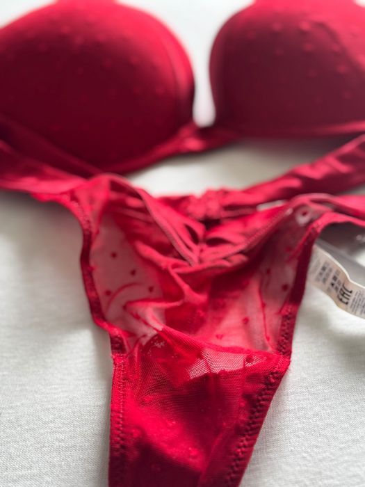новий бюстгалтер Intimissimi