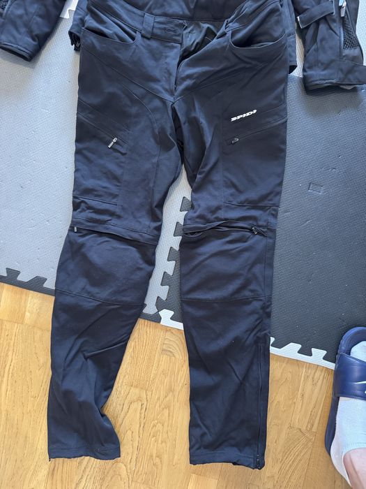 Strój damski - kurtka/spodnie