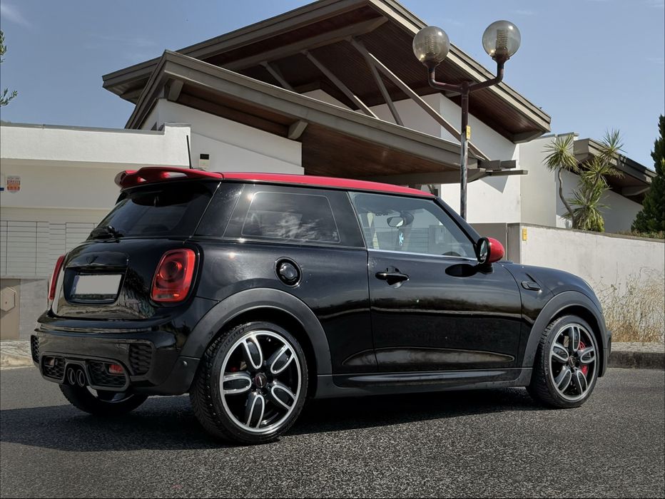 MINI COOPER JCW F56 - 231Cv Automático