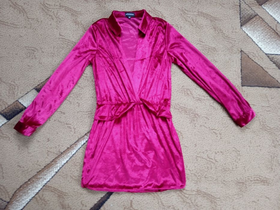 Продам плаття розміру s, m