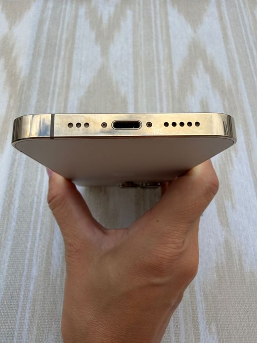 Używany Apple iPhone 13 Pro 128 GB srebrny, bateria 77%