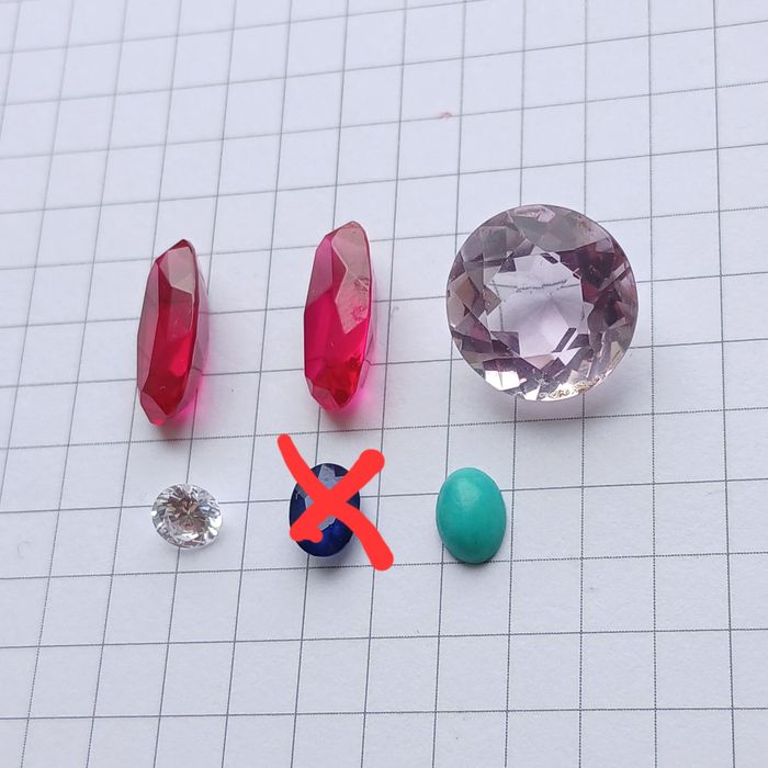 Камни из ювелирных украшений