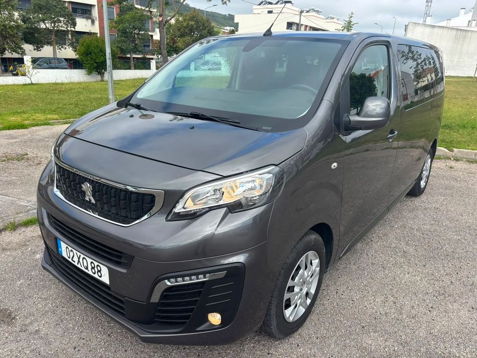 Peugeot EXPERT TRAVELLER L2H1 - 9 SEATS