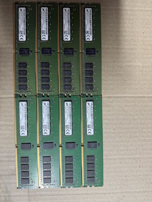 Серверна оперативна память DDR4 ECC Reg 16Gb 2933Y Micron