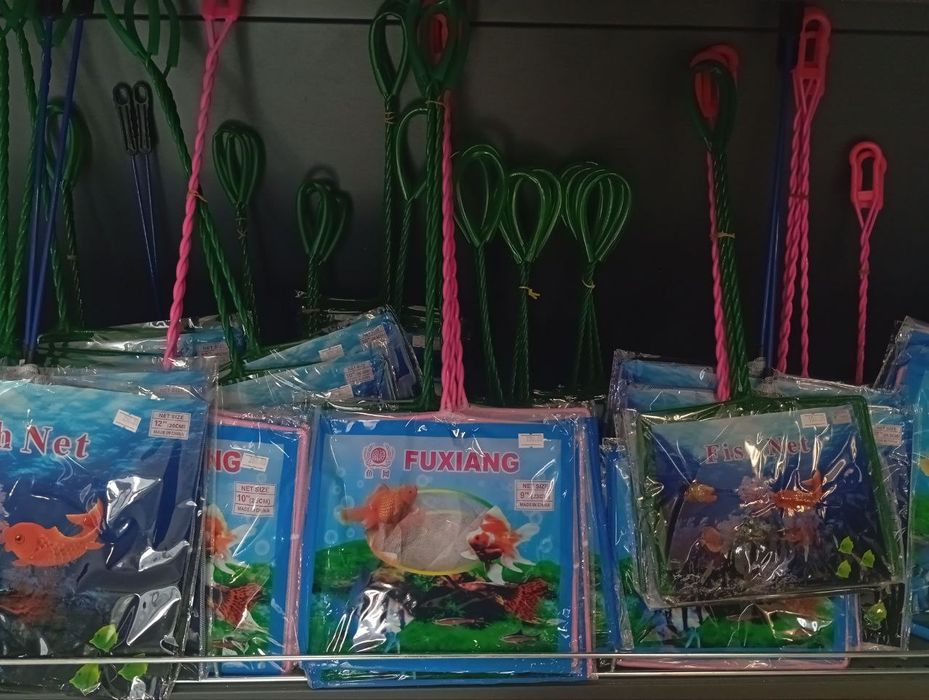 Акваріум.Акваріум під замовлення.Чистка  акваріума.