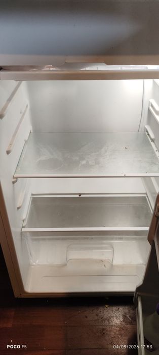 Mini Frigorífico HÆGER — Ideal para Quarto, Escritório ou Estudantes