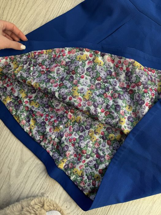 Святкова сукня синього кольору