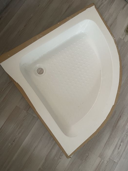 Продаж піддону для душу