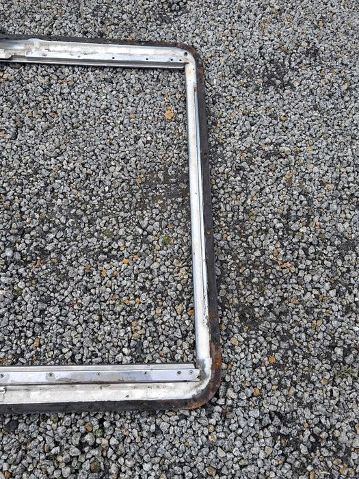 Szyberdach rama mercedes W114 coupe