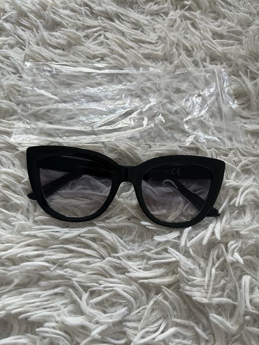 Damskie czarne okulary przeciwsłoneczne